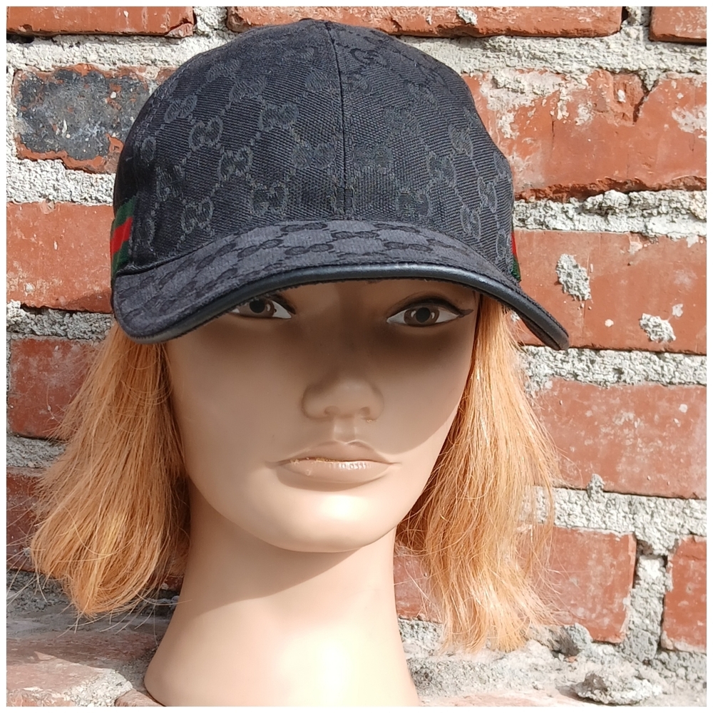 Gucci Black Monogram Baseball Cap Not Sure Of (UDED) AUTHENTICATION - Picture 11 of 12